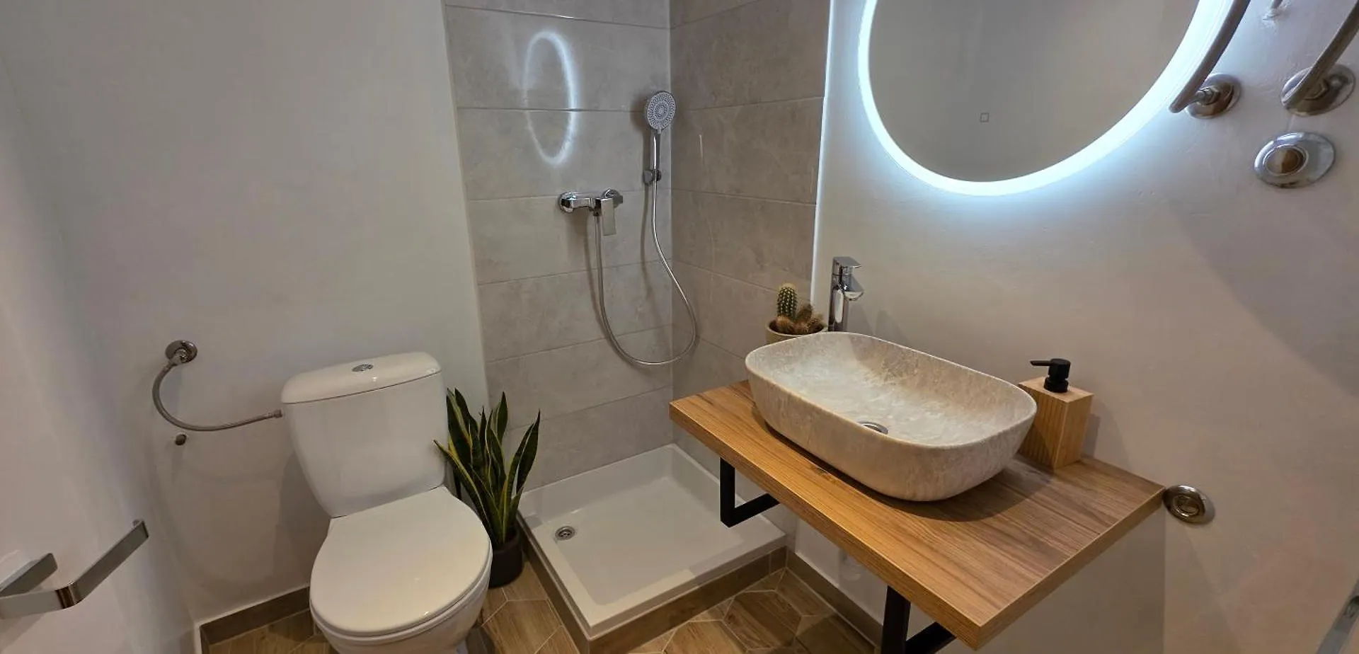 Rd Apartments Center Zadar 0*,