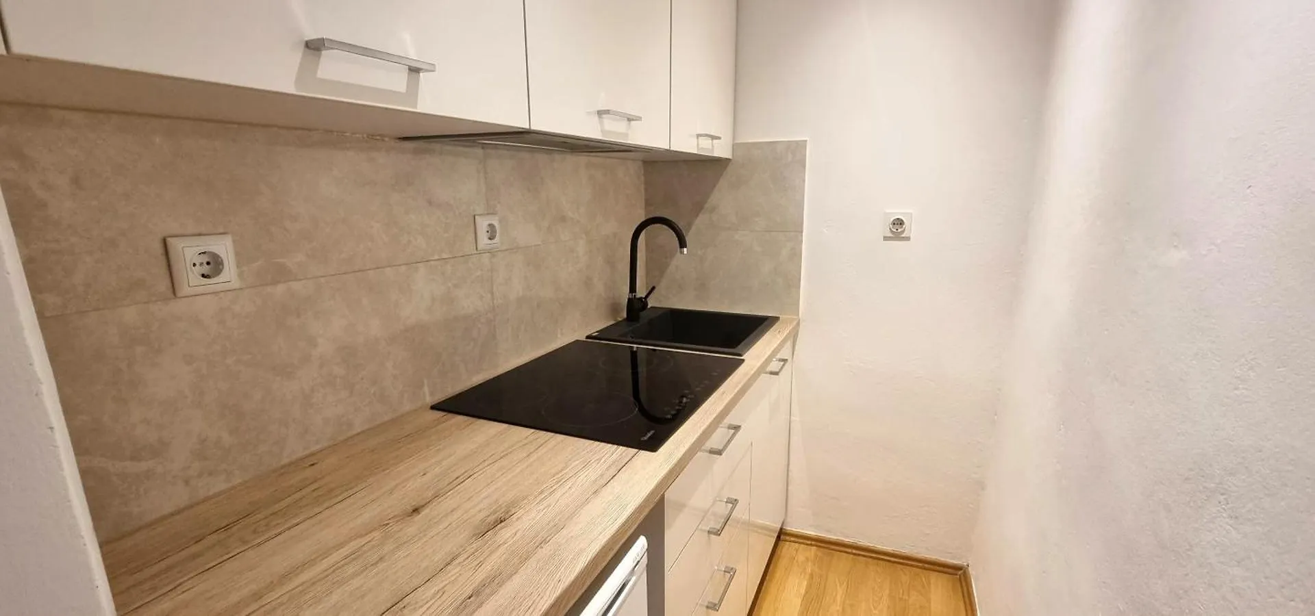 게스트하우스 Rd Apartments Center 자다르